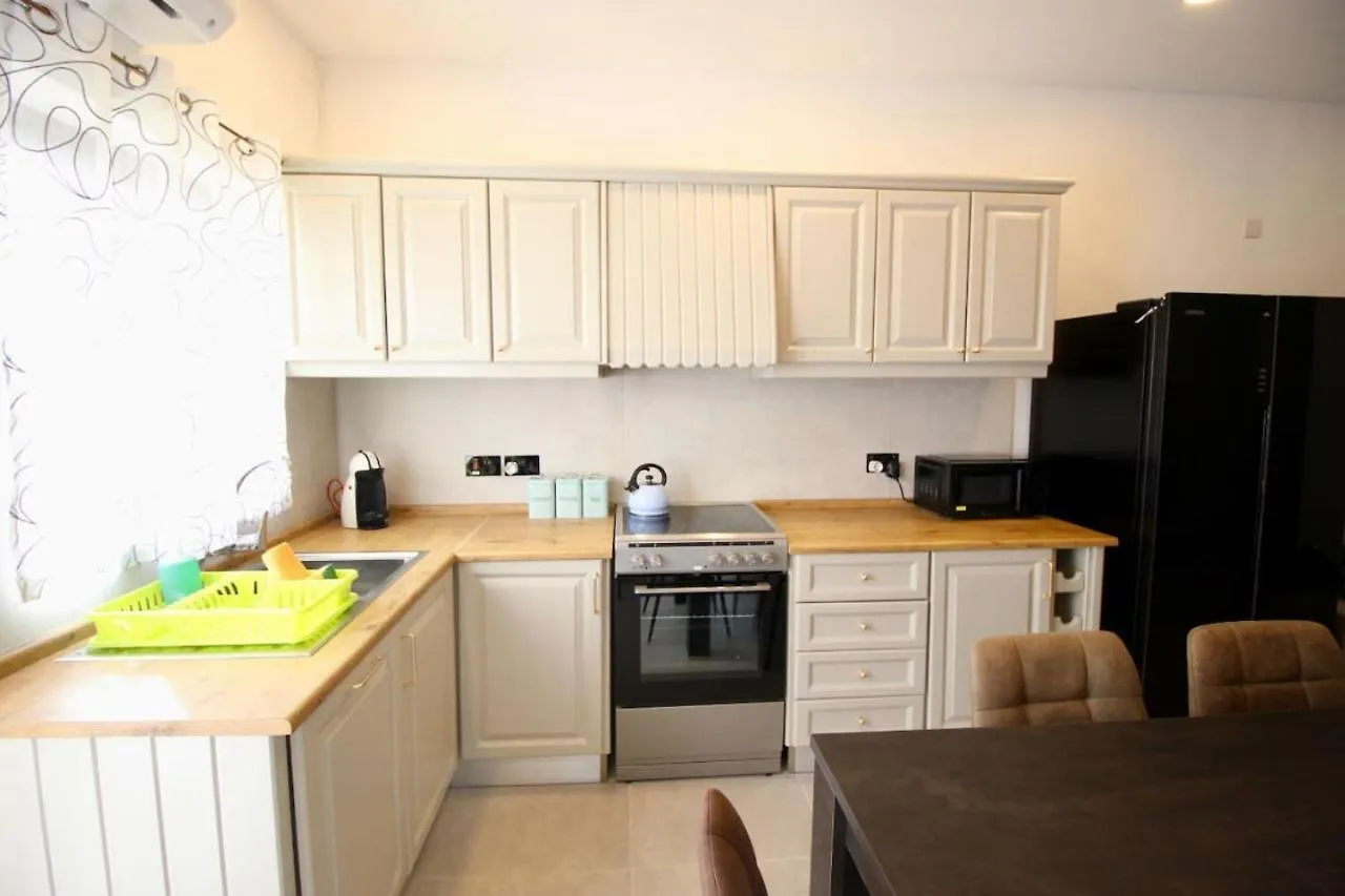 Gzira 3 Bedroom Apartment
