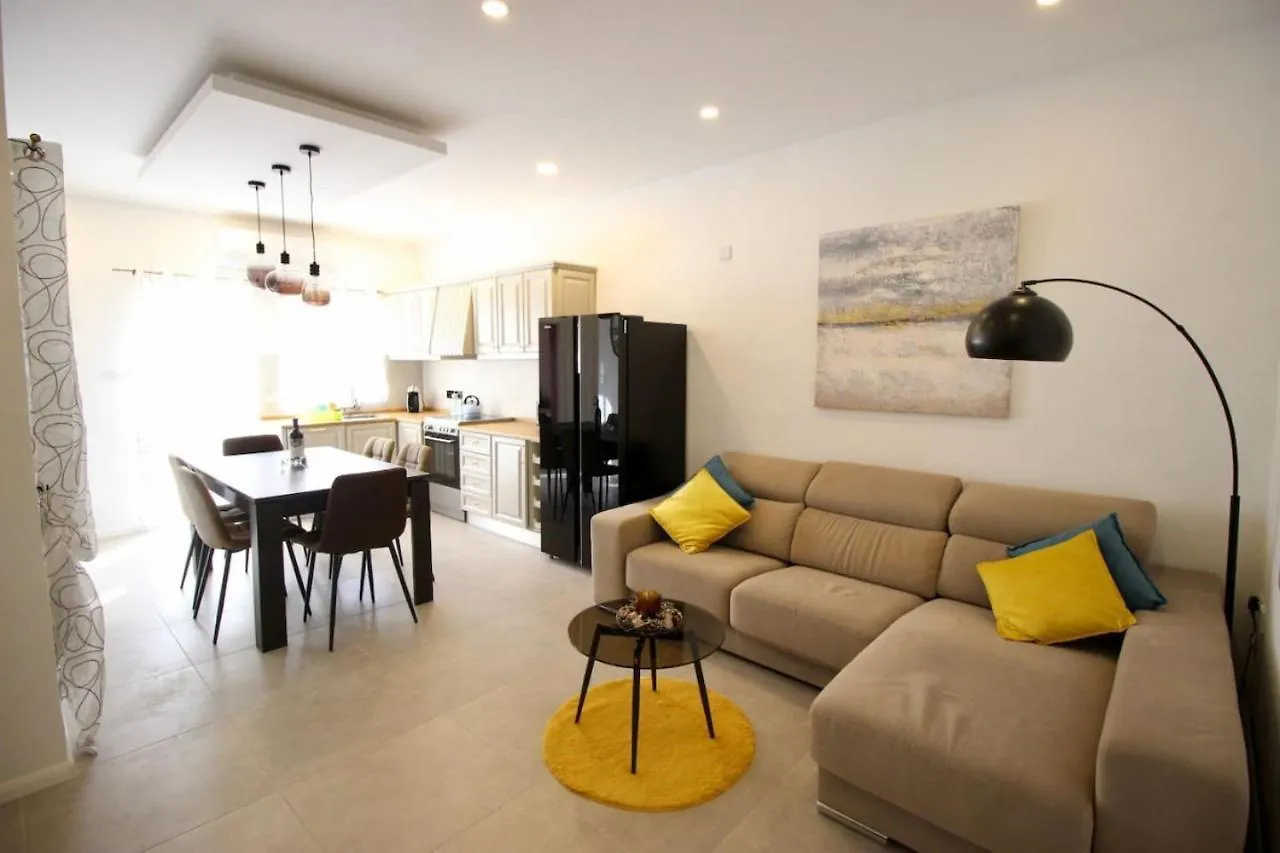 Gzira 3 Bedroom Apartment
